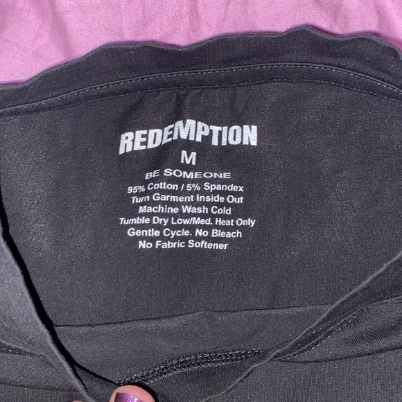Men’s medium Redemption Tshirts - Picture 3 of 8